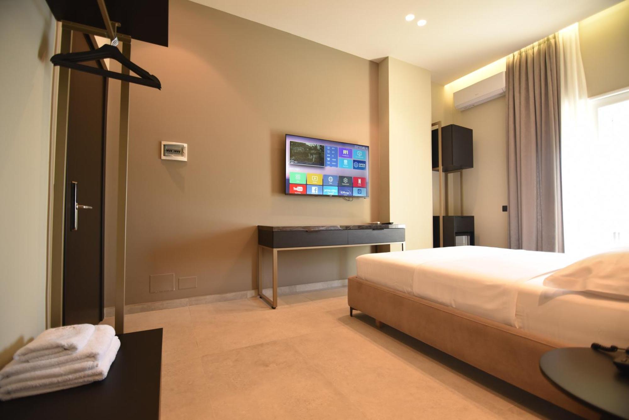 Nuna Hotel Radhimë Cameră foto